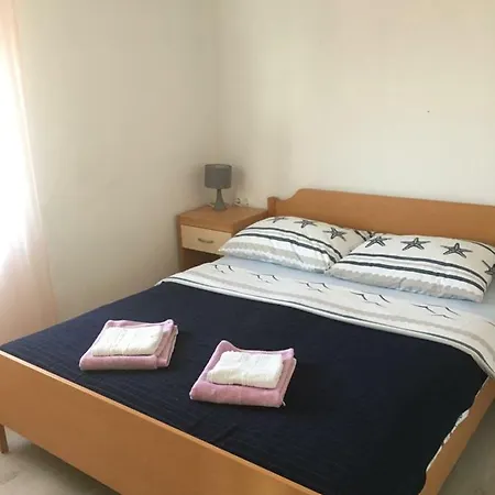 House Korina Apartman *